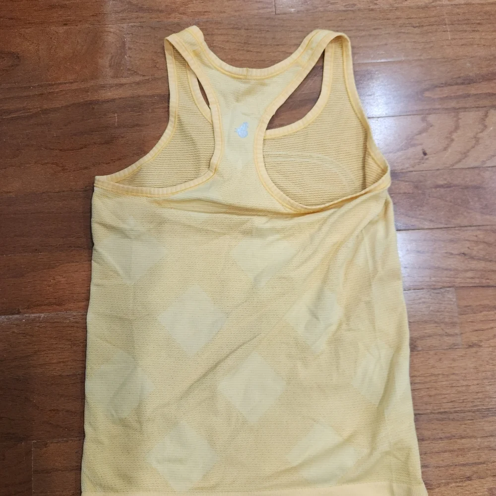 Lululemon tank‎